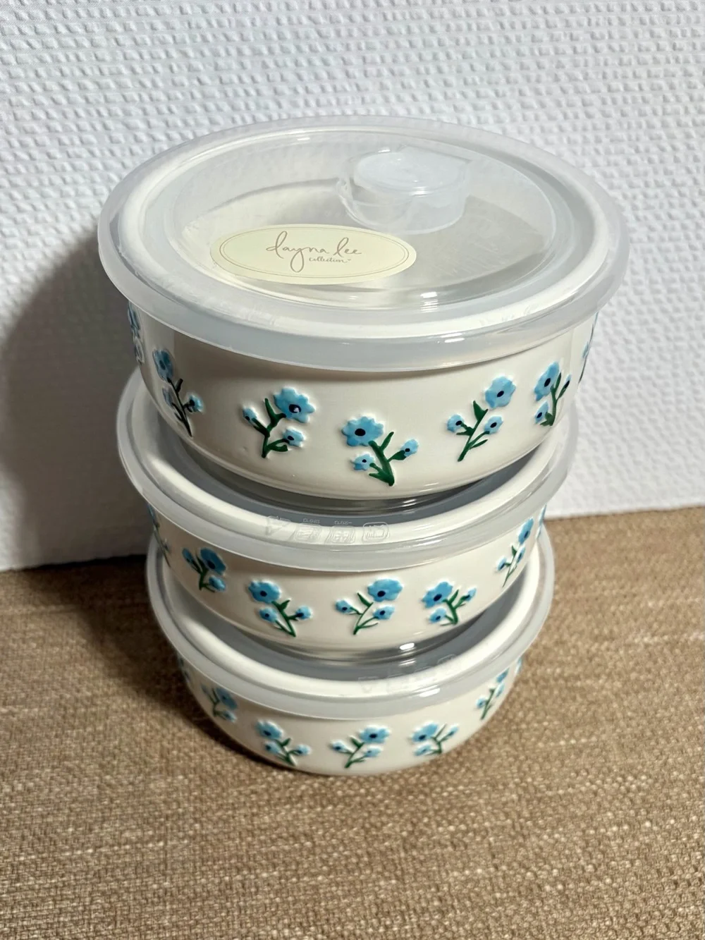 Ceramic Bowl with Venting Lid - Blue & Navy Floral Motif Textured Flower Design